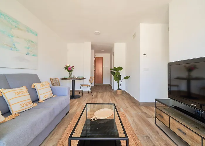 Luminoso En Primera Linea De Playa En