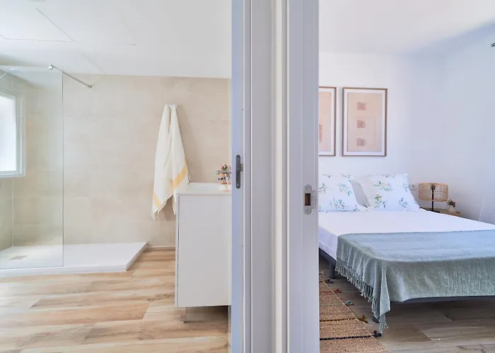 Luminoso En Primera Linea De Playa En