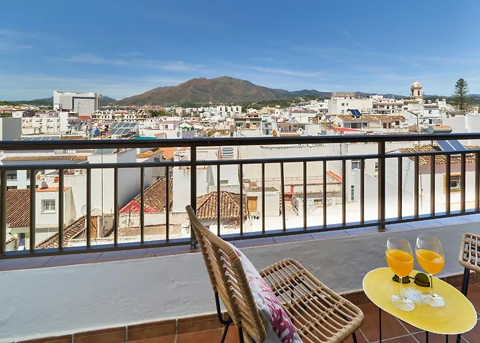 Luminoso En Primera Linea De Playa En *