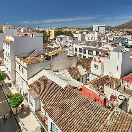 Luminoso En Primera Linea De Playa En *